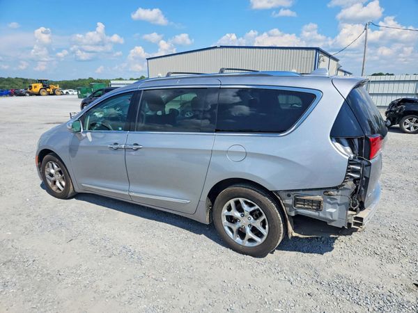2018 CHRYSLER PACIFICA