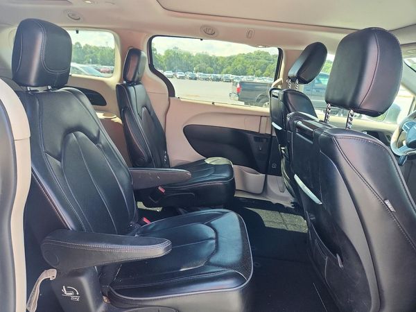 2018 CHRYSLER PACIFICA