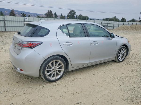 2012 LEXUS CT 200h