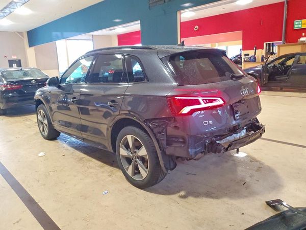 2020 AUDI Q5 quattro Premium