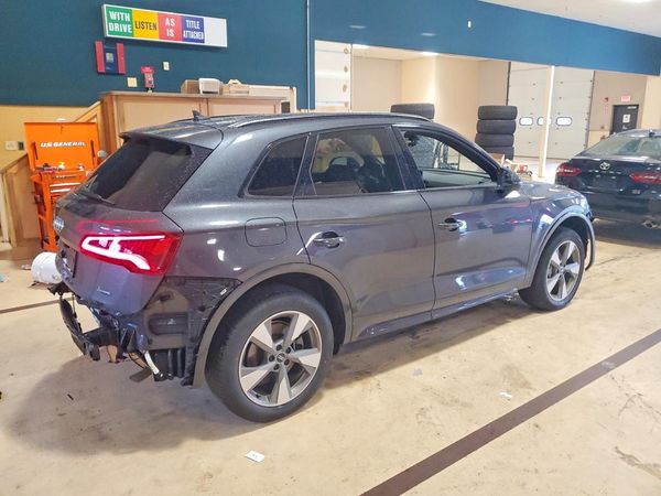 2020 AUDI Q5 quattro Premium