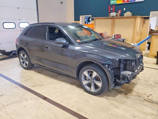 2020 AUDI Q5 quattro Premium