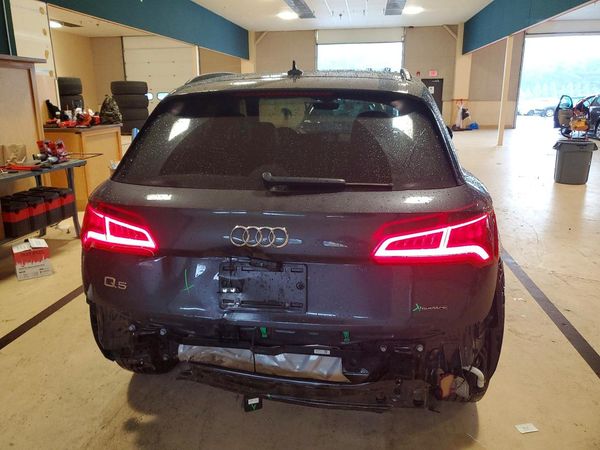 2020 AUDI Q5 quattro Premium