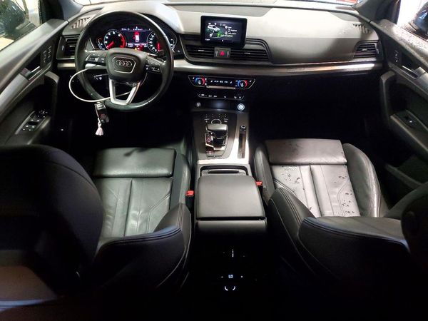 2020 AUDI Q5 quattro Premium