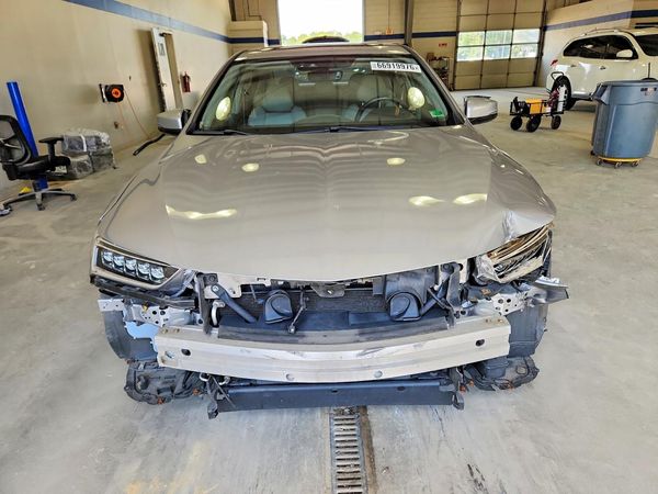 2018 ACURA TLX