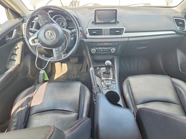 2014 MAZDA 3 Touring/GS