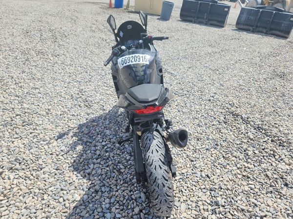 2022 KAWASAKI EX400