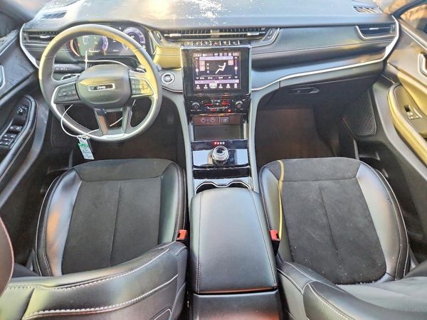 2023 JEEP GRAND CHEROKEE L LAREDO 4X4