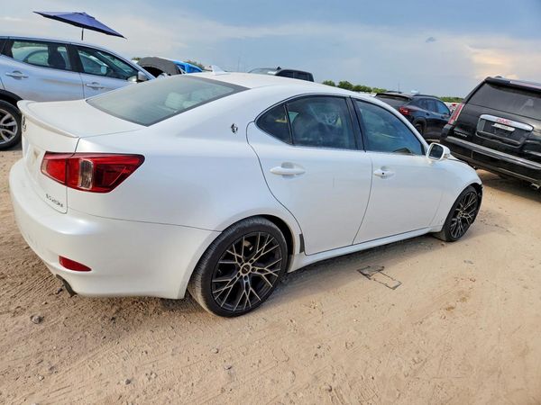 2013 LEXUS IS