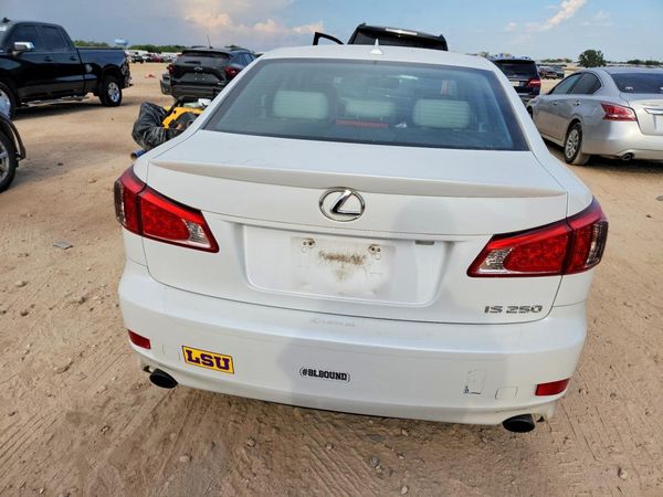 2013 LEXUS IS