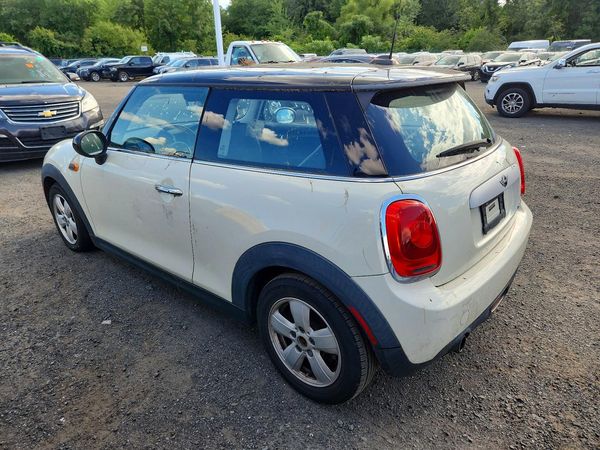 2015 MINI COOPER