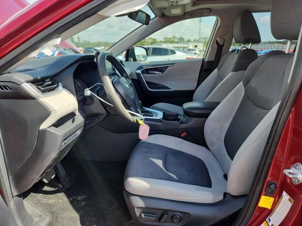2019 TOYOTA RAV4