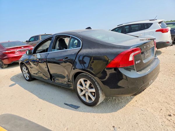 2016 VOLVO S60