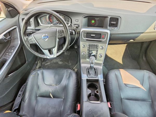 2016 VOLVO S60