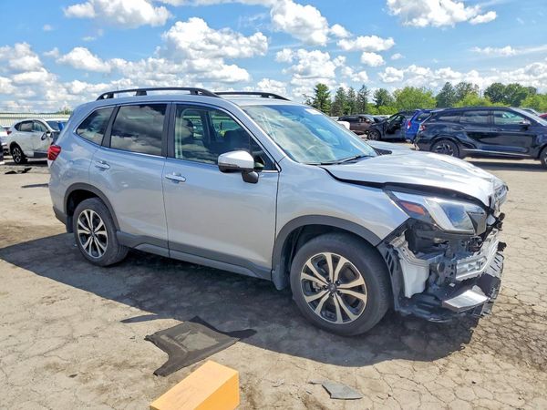 2023 SUBARU FORESTER