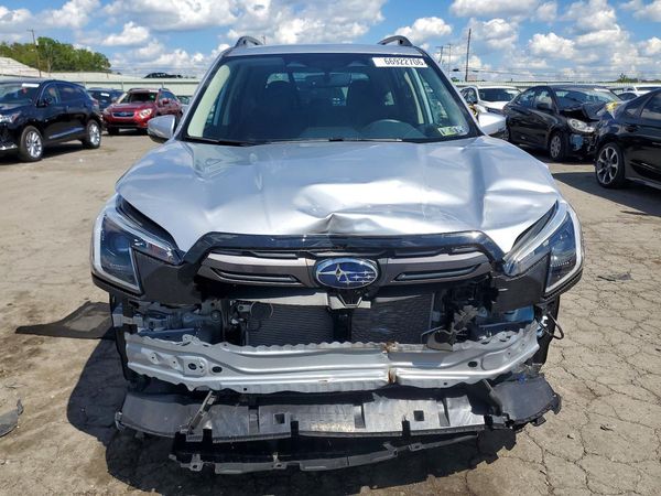 2023 SUBARU FORESTER