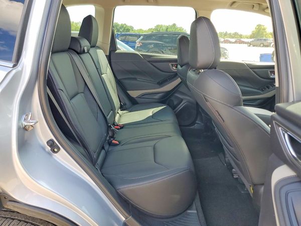 2023 SUBARU FORESTER