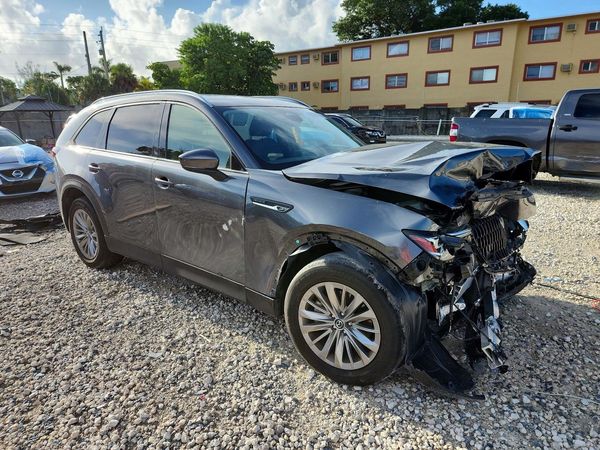2025 MAZDA CX-90 Preferred — Passenger 3/4