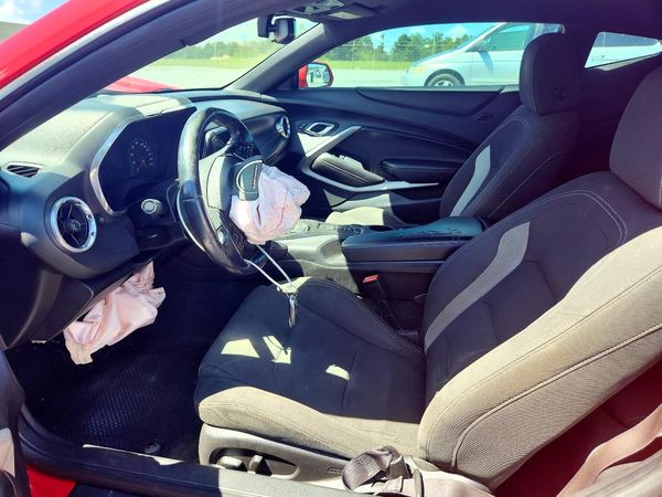2016 CHEVROLET CAMARO 1SS — DENT