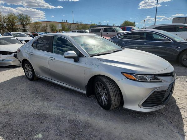 2023 TOYOTA CAMRY
