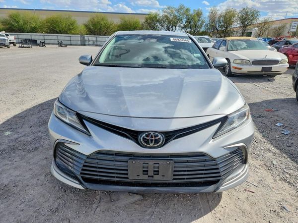 2023 TOYOTA CAMRY