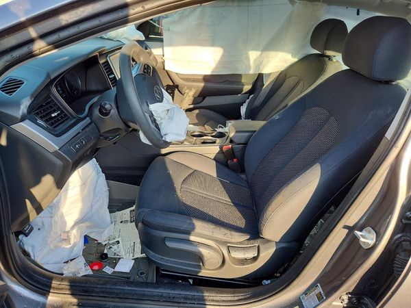 2019 HYUNDAI SONATA Eco Turbo, SE — DENT