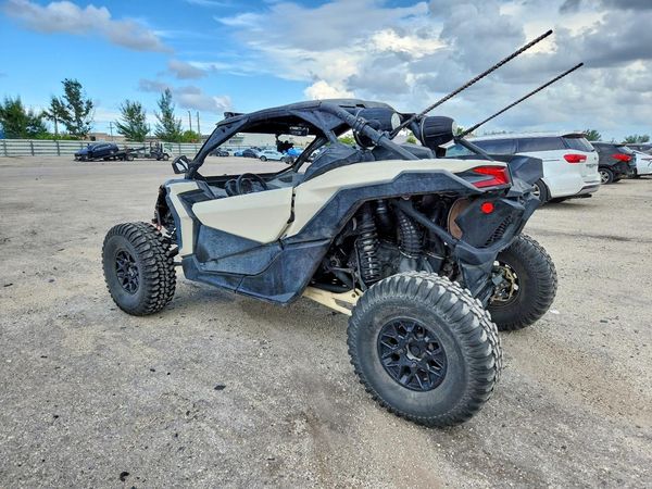 2019 CAN-AM MAVERICK X3 STD 64