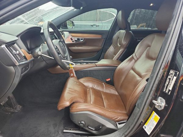 2018 VOLVO S90 Inscription