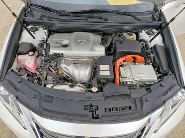 2016 LEXUS ES