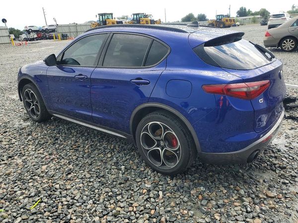 2022 ALFA ROMEO STELVIO