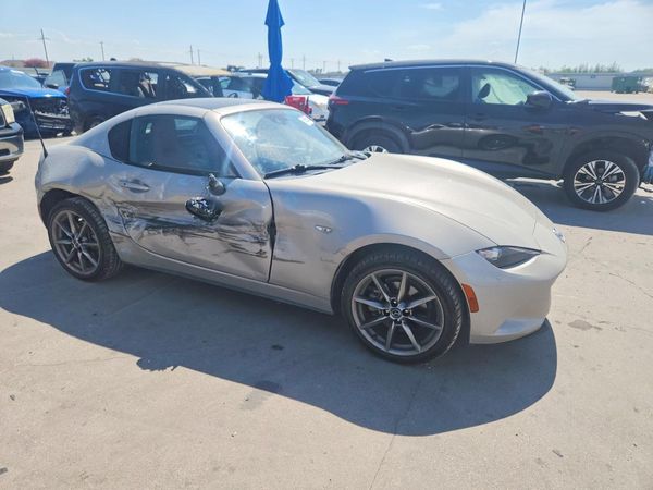 2022 MAZDA MX-5 MIATA