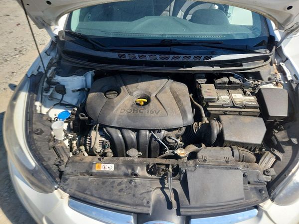 2015 HYUNDAI ELANTRA