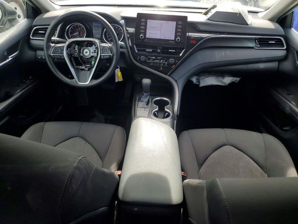 2024 TOYOTA CAMRY