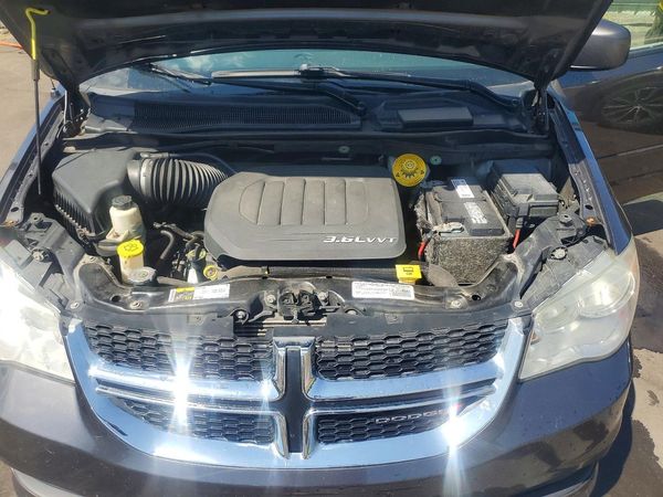 2014 DODGE GRAND CARAVAN SE