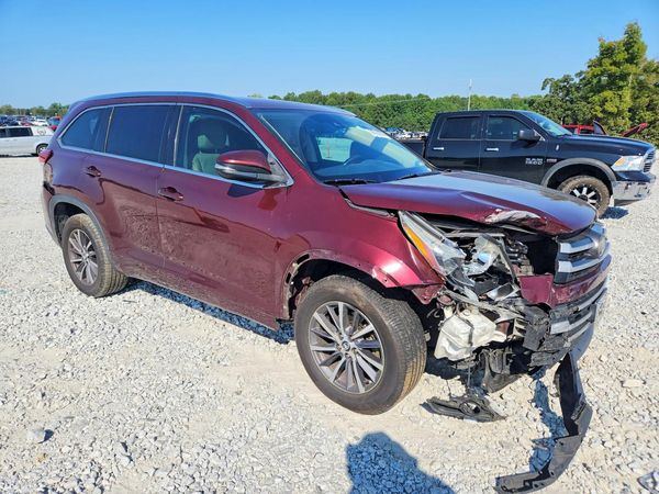 2017 TOYOTA HIGHLANDER SE/XLE