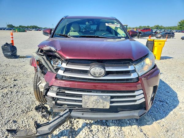 2017 TOYOTA HIGHLANDER SE/XLE