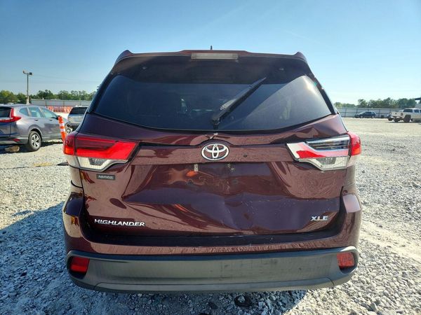 2017 TOYOTA HIGHLANDER SE/XLE