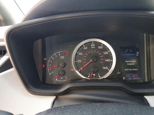 2021 TOYOTA COROLLA