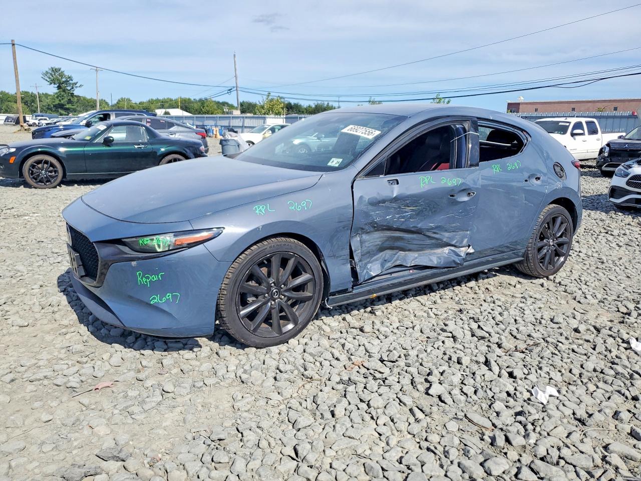 2019 MAZDA 3