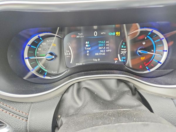 2025 CHRYSLER PACIFICA Pinnacle
