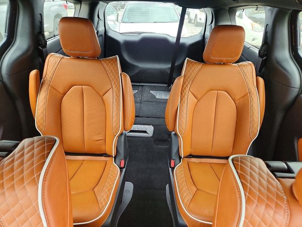 2025 CHRYSLER PACIFICA Pinnacle