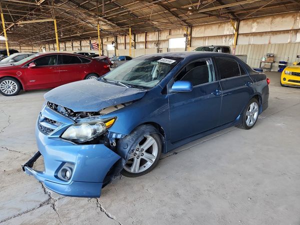 2013 TOYOTA COROLLA