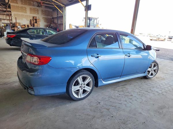 2013 TOYOTA COROLLA