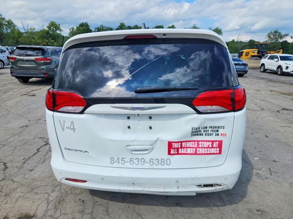 2018 CHRYSLER PACIFICA