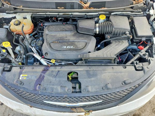 2018 CHRYSLER PACIFICA