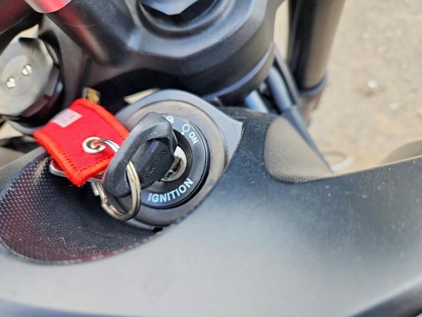 2026 TRIUMPH MOTORCYCLE TRIDENT