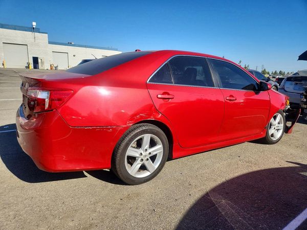 2012 TOYOTA CAMRY