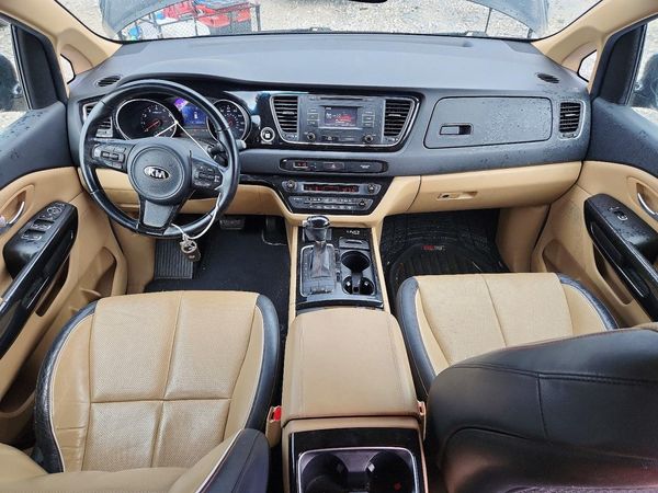 2015 KIA SEDONA GLS - Middle level