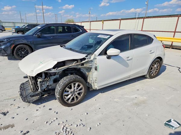 2016 MAZDA 3