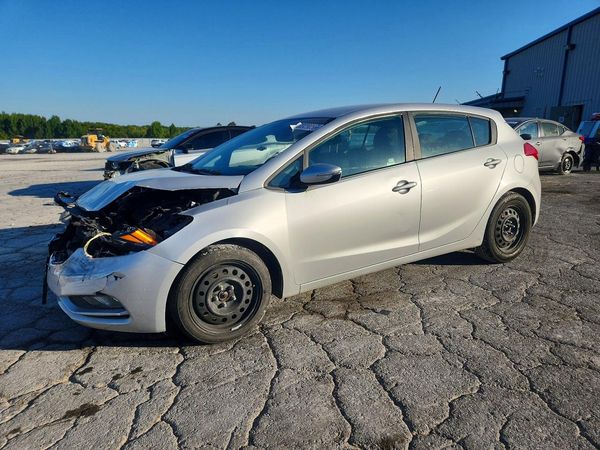 2016 KIA FORTE GL (Middle-Low Grade)